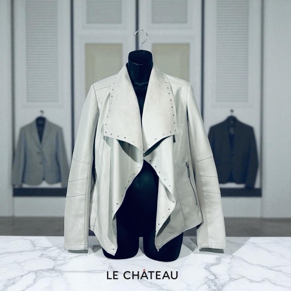 le chateau Jackets & Blazers - NWOT, Stunning Faux Leather Le Château Jacket, XS, Light Gray 🍂